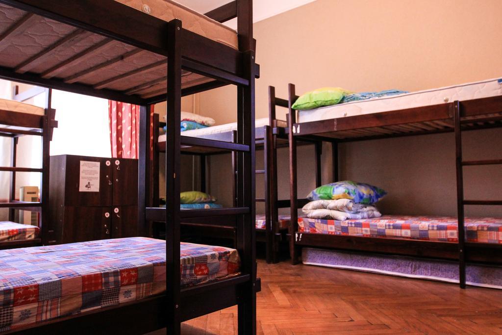 Hollywood Home Hostel Lviv Bilik gambar